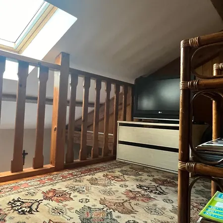 Basia, - Centre , Quartier Historique Sanctuaires A 7 Min A Pied لورد