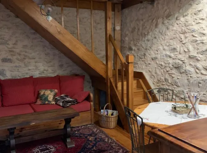 Basia, - Centre , Quartier Historique Sanctuaires A 7 Min A Pied *